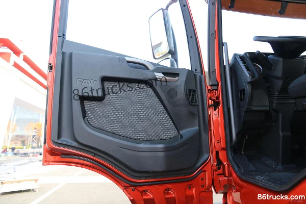 FAW Jiefang Qingdao JH6 Heavy Truck 6X4(10 wheels) Sleeper Cab Pure Electric Tractor Truck 423 kWh (2) | 86Trucks