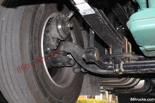 FAW Jiefang J7 Heavy Truck 560hp 6X2R Tractor Truck (China VI) (Rear Axle Lift) Chassis (3) | 86Trucks