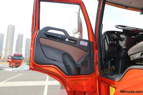 FAW Jiefang Qingdao HanV Heavy Truck 2.0 460hp 6X4(10 wheels) Tractor Truck (China VI) Cab (1) | 86Trucks
