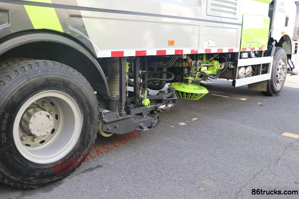 FAW Jiefang J6L 220 hp 4X2(6 wheels) Sweeper Truck (Zhonglian Brand)(Fast Gear) Cab (3) | 86Trucks