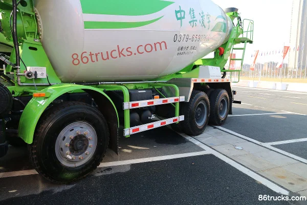 FAW Jiefang J6L version allégée 320 ch 8X4(12 roues) camion malaxeur 8 m³ (pont arrière 290) Châssis (1) | 86Trucks
