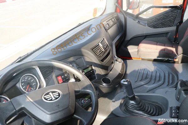 FAW Jiefang New J6P 360hp 8X4(12 wheels) truck-mounted crane Cab (2) | 86Trucks