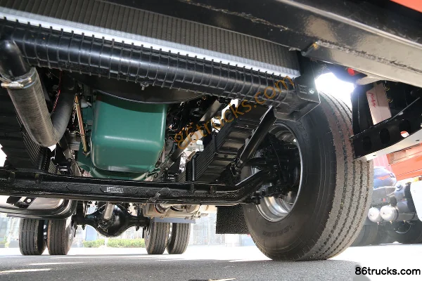 FAW Jiefang Qingdao Han V camion lourd 290 ch 4X2(6 roues) tracteur routier Châssis (3) | 86Trucks