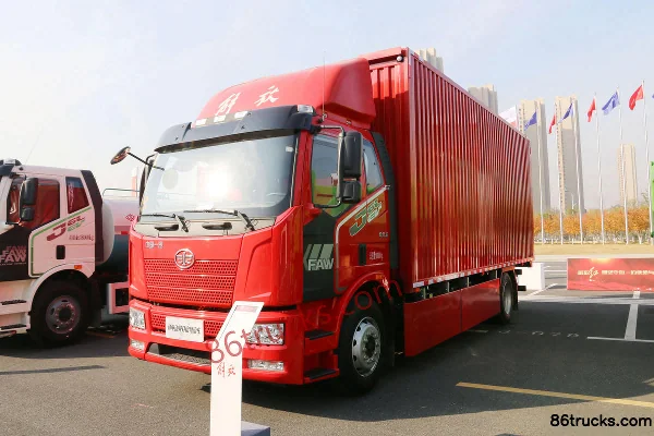 FAW Jiefang J6L 4X2(6 wheels) 18T 7.7m crew cab pure electric wing-opening box logistics truck 218kWh Exterior (3) | 86Trucks