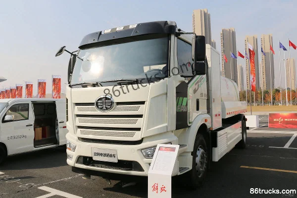 FAW Jiefang J6L 4X2(6 wheels) Semi-row Fuel Cell Water Sprinkler Truck Chassis Exterior (3) | 86Trucks