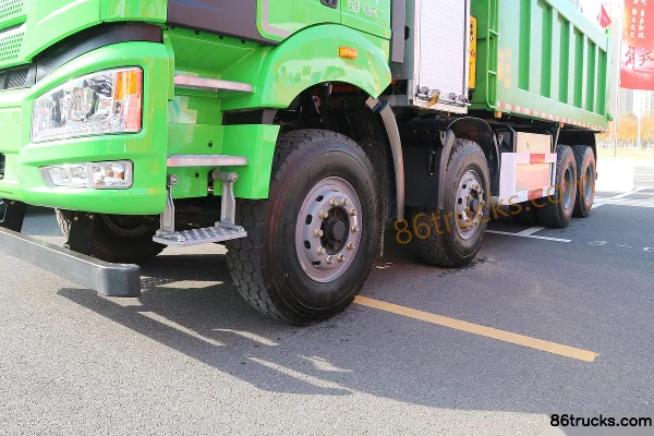 FAW Jiefang J6P 8X4(12 roues) 5,6 m cabine avancée benne électrique pure 422,87 kWh Châssis (3) | 86Trucks