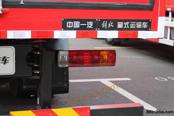 FAW Jiefang J6L Medium Truck 220 hp 6X2(8 wheels) 9.7m Van Cargo Truck Body (3) | 86Trucks