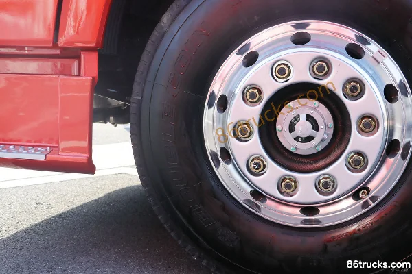 FAW Jiefang Qingdao JH6 Heavy Truck 430hp 6X4(10 wheels) LNG Tractor Truck (China VI) Chassis (2) | 86Trucks