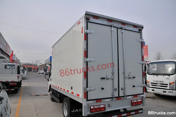 JAC Kangling 33 Wide Body 129 hp 4X2(6 wheels) 3.8m Semi Row Van Light Truck (3) | 86Trucks