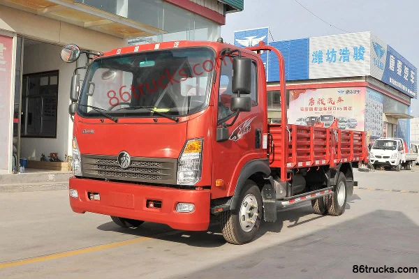 Sinotruk Wangpai 7 Series 156 hp 4X2(6 wheels) 4.15m Single Row Flatbed Light Truck Exterior (3) | 86Trucks