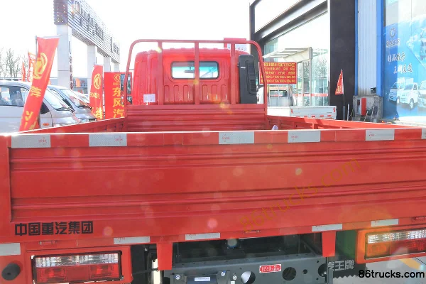 Sinotruk Ruishi 110hp 4X2(6 wheels) 3.85m Semi-row Flatbed Truck Body (3) | 86Trucks