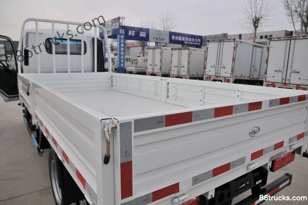 Tangjun Ouling Série T1 102 ch 4X2(6 roues) 4,13 m camion léger à ridelles simple cabine Carrosserie (2) | 86Trucks
