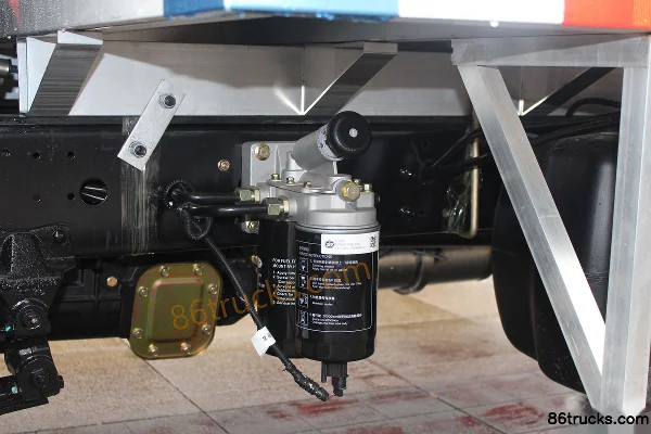 FAW Jiefang Hu VN 130 hp 4X2(6 wheels) 4.16m Single-row Van Light Truck Chassis (3) | 86Trucks