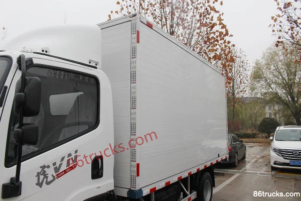 FAW Jiefang Hu VN 130 hp 4X2(6 wheels) 4.16m Single-row Van Light Truck Body (1) | 86Trucks