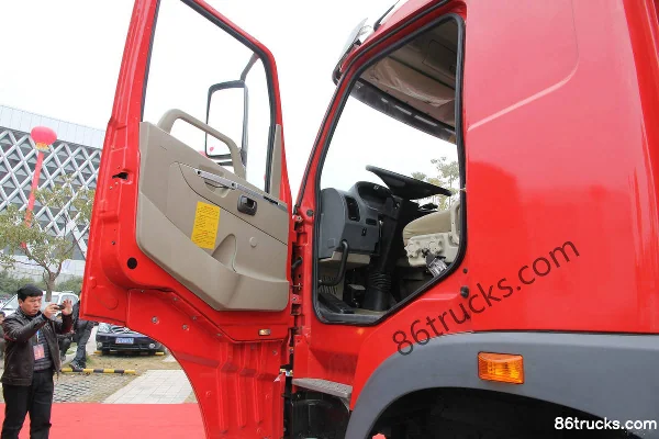 XCMG Qilong T Series Composite Edition 350hp 6X4(10 wheels) 5.8m dump truck Cab (1) | 86Trucks