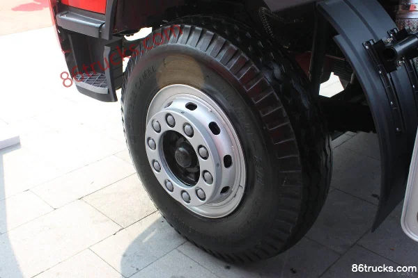 FAW Jiefang Qingdao Hanwei (J5M) camion lourd 240 ch 4X2(6 roues) camion benne 5,7 m Châssis (2) | 86Trucks
