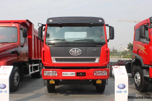 FAW Jiefang Qingdao Xindawei Heavy Truck 380 hp 8X4(12 wheels) 7.6m Dump Truck Exterior
