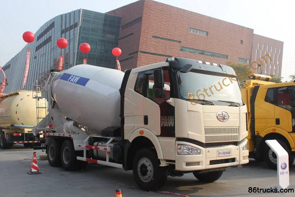 FAW Jiefang J6P 350 ch 6X4(10 roues) camion malaxeur (composite) Extérieur (2) | 86Trucks
