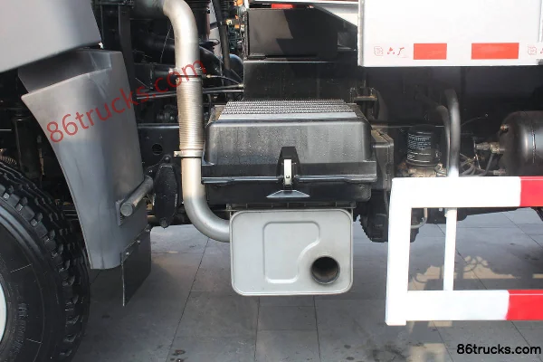 FAW Jiefang Aowei (J5P) camion lourd 330 ch 6X6(10 roues) camion benne 4,6 m Châssis (3) | 86Trucks