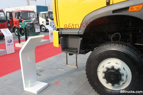 FAW Jiefang Hanwei (J5M) camion lourd 390 ch 8X8(12 roues) camion porteur (châssis tout-terrain) (3) | 86Trucks
