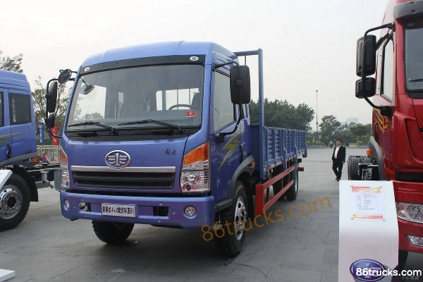FAW Jiefang Qingdao Nouveau Sailong camion moyen 180 ch 4X2(6 roues) camion porteur à ridelles 6,8 m Extérieur (2) | 86Trucks