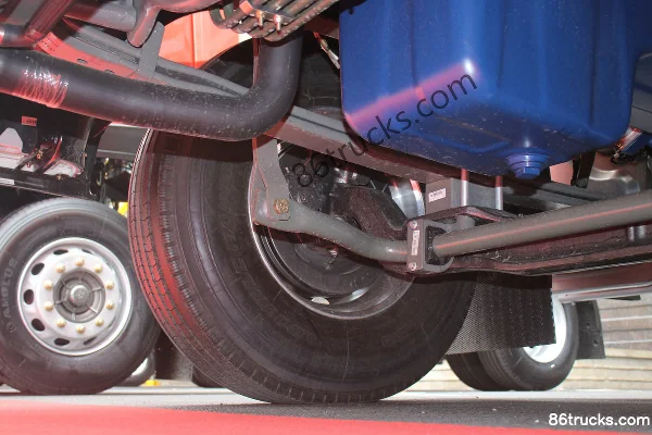 Sinotruk Steyr D7W camion lourd 460 ch 6X4(10 roues) tracteur routier Châssis (2) | 86Trucks