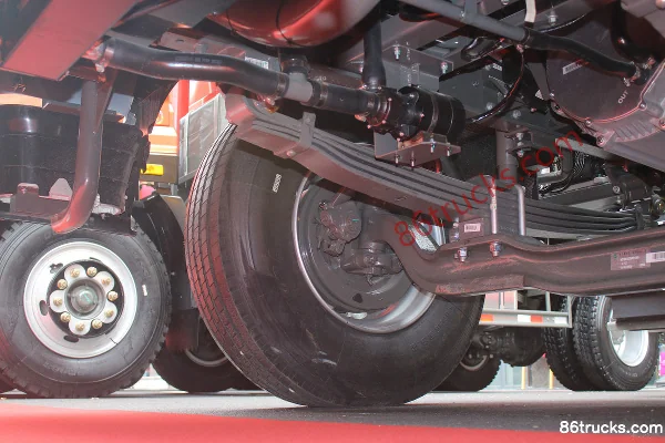 Sinotruk Wangpai Yishi 4X2(6 roues) Tracteur routier électrique pur 6,12 m cabine semi-avancée 193,536 kWh Châssis (2) | 86Trucks