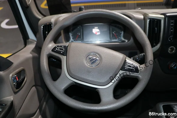 Aumark Zhilan 8.3T Automatic 3.8m Semi-row Pure Electric Van Truck 109.7kWh 4X2(6 wheels) Interior (2) | 86Trucks