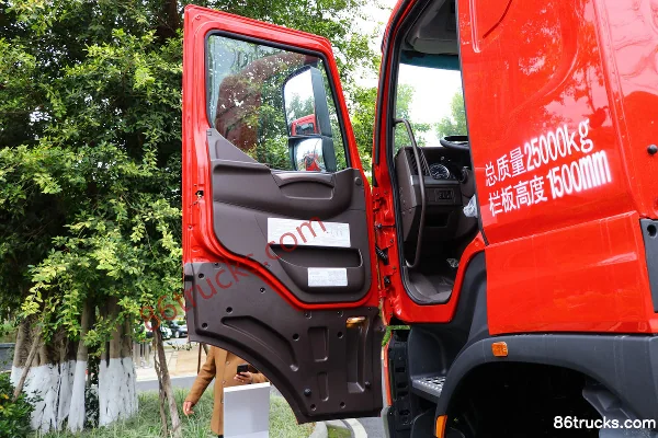 Dongfeng Liuqi Chenglong H7 400 hp 6X4(10 wheels) 5.4m Dump Truck Cab (1) | 86Trucks
