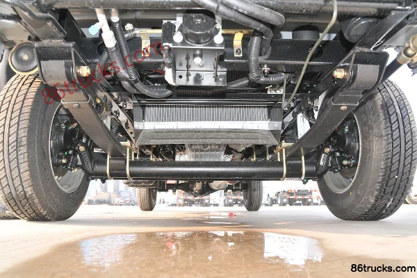 Tangjun Ouling Sailing F3-1 1.5L 112 hp 4X2(6 wheels) Gasoline 2.56m Double-row Flatbed Micro Truck (Single Rear Wheel) (China VI) Chassis (
