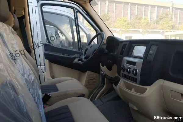 ShenZhou Auto 15 places 6 m Autobus électrique pur 83,16 kWh Cabine (2) | 86Trucks
