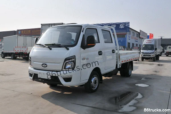 Tangjun Ouling V5 Series 129 hp 4X2(6 wheels) 3.01m Double Row Flatbed Light Truck (China VI) Exterior (3) | 86Trucks