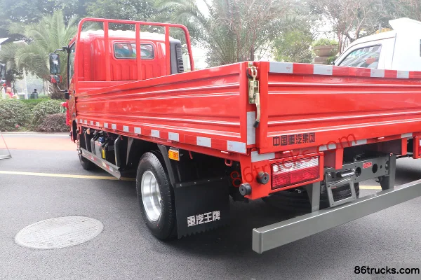 Sinotruk Ruishi 130hp 4X2(6 wheels) 4.15m single-row flatbed light truck (China VI) Body (2) | 86Trucks