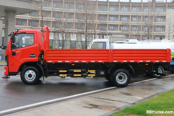 Dongfeng FuruiKa F7 170 hp 4X2(6 wheels) 5.15m single-row flatbed light truck (Yunnei) Exterior (3) | 86Trucks