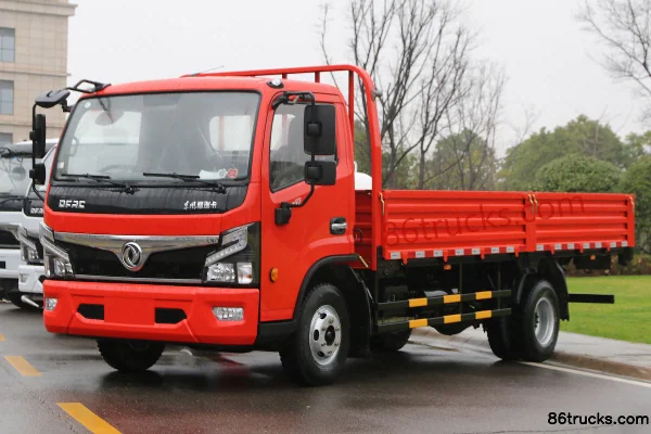 Dongfeng FuruiKa F7 170 hp 4X2(6 wheels) 5.15m single-row flatbed light truck (Yunnei) Exterior (2) | 86Trucks