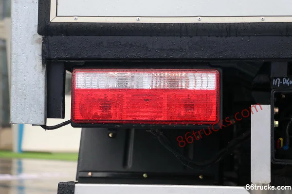 Feidi V3 Series 95 hp 4X2(6 wheels) 4.15m Single-row Van Light Truck Body (2) | 86Trucks