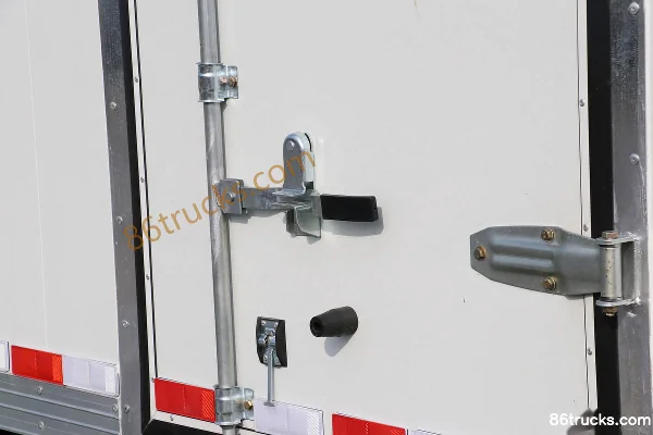 Feidi A2 Series 4.5T 4.15m Single Row Electric Cargo Light Truck 96.77kWh 4X2(6 wheels) Body (3) | 86Trucks