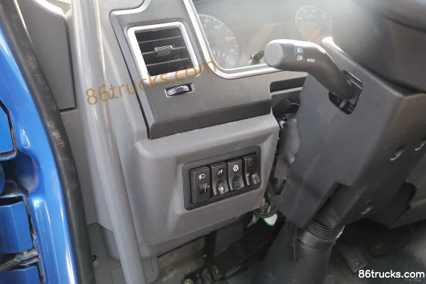 Feidi X6 Series 220 hp 6X2(8 wheels) 6.8m Dump Truck (China VI) Cab (2) | 86Trucks