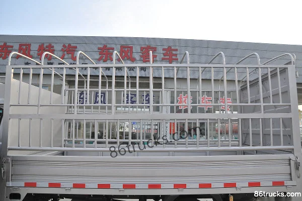 Changan Kuayue Wang X5 PLUS Luxury 2L 144hp 4X2(6 wheels) Gasoline 3.05m Double-row Stake Truck Body (3) | 86Trucks