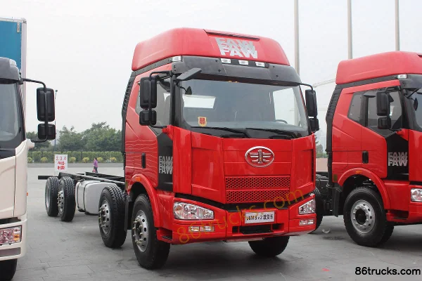 FAW Jiefang J6M Heavy Truck 280 hp 8X2(10 wheels) 9.5m Flatbed Cargo Truck Exterior (3) | 86Trucks