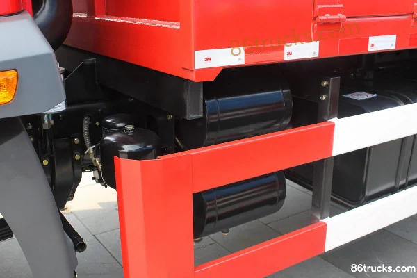 FAW Jiefang Junwei (J5K) Medium Truck 180 hp 4X2(6 wheels) 4.9m Dump Truck Cab (2) | 86Trucks