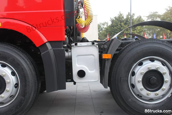 FAW Jiefang J6M poids lourd 2013 320 ch 6X2(8 roues) tracteur routier Châssis (2) | 86Trucks