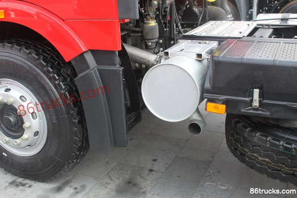 FAW Jiefang J6M camion lourd 280 ch 6X4(10 roues) tracteur routier Châssis (3) | 86Trucks