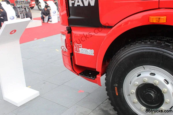 FAW Jiefang J6M camion lourd 280 ch 6X4(10 roues) tracteur routier Châssis (1) | 86Trucks
