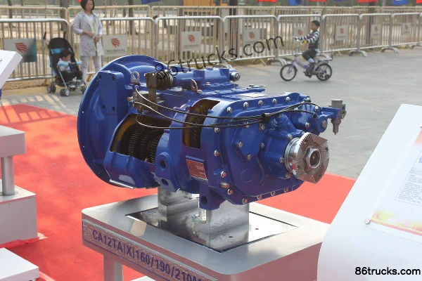 FAW Jiefang CA12TAX210M 12 vitesses boîte manuelle Extérieur (2) | 86Trucks