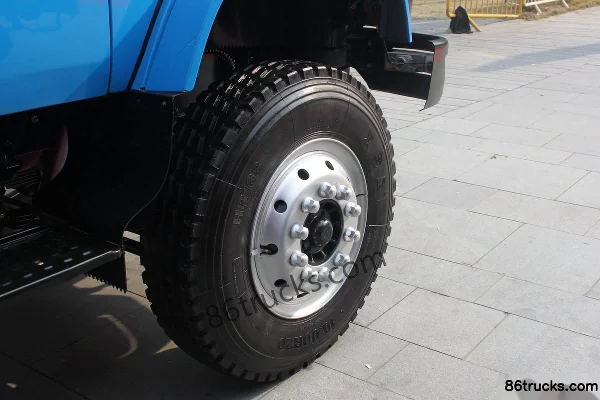 FAW Jiefang J4R medium truck 180 hp 4X2(6 roues) 4.45m tipper (long nose) Cabine (1) | 86Trucks
