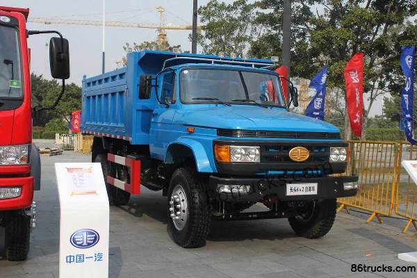 FAW Jiefang J4R medium truck 180 hp 4X2(6 roues) 4.45m tipper (long nose) Extérieur (2) | 86Trucks