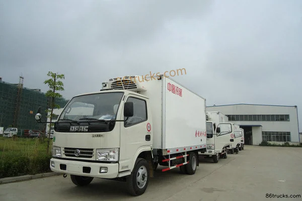 Dongfeng Duolika 95hp 4X2(6 wheels) Refrigerated Truck (Zhongchang Brand) Exterior (2) | 86Trucks