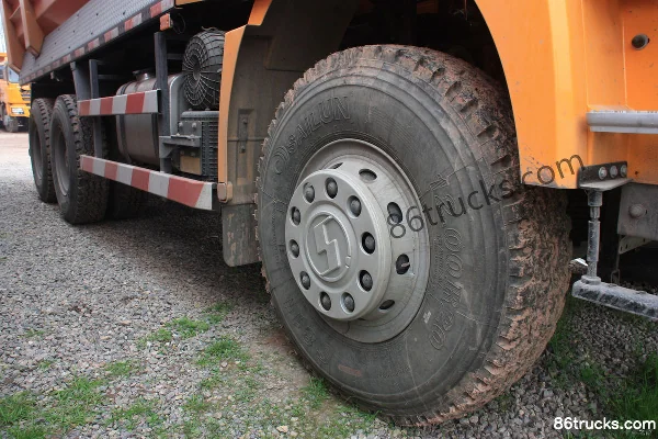 SHACMAN Delong F3000 Heavy Truck 310 hp 6X4(10 wheels) 5.6m Dump Truck (Medium Long Flat Top) Chassis (1) | 86Trucks