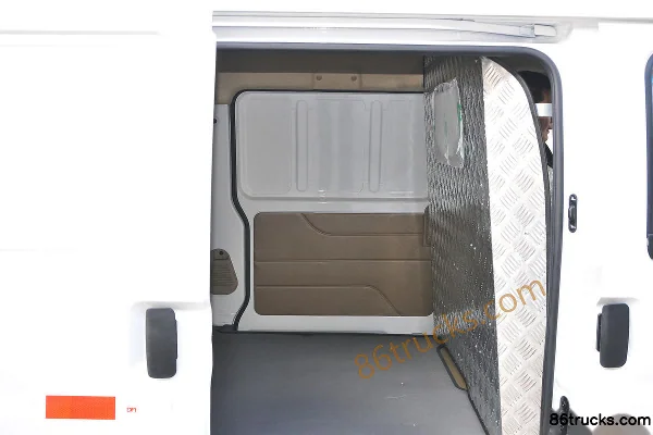 Dongfeng C35 2018 Model 108 hp 1.5L Enclosed Van China V Cargo Box (1) | 86Trucks